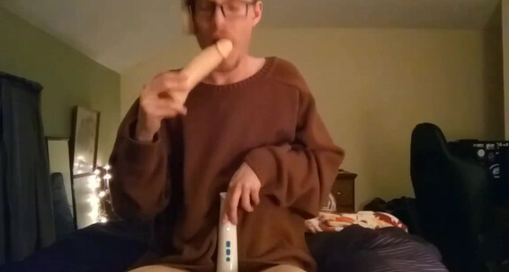 Dildo Fucking, Gay, Jerking Off, Masturbation, Transgender river gray cumming while watching my bf show off ManyVids