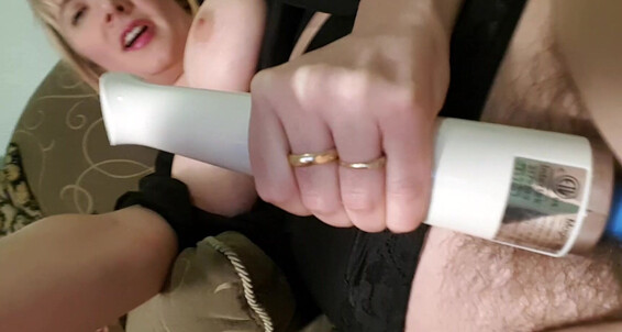 Hairy Armpits,Hairy Bush,Hitachi,Orgasms,Taboo shamelesslyunshaven auntie sends you a xxx video ManyVids
