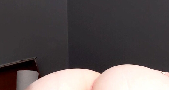 adulteressamber-04-02-2021-2024526182-to-do-put-away-clothes-wash-dishes-have-my-first-orgasm-in-the-new-place