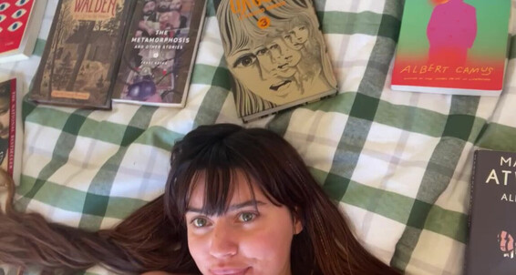 Loserlexxx 3164091182 03 08 2024 Playing With My Pussy In A Pile Of Books