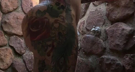 Ava Austen 2814809880 03 23 2023 Shower Fun In The African Bush