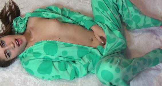 Beautiful Agony, Orgasms, Christmas, Small Tits, Petite sasha v onesie beautiful agony christmas vid x ManyVids