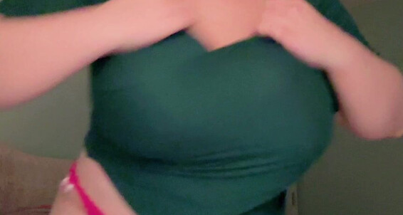 Hunnythorne 2968473428 08 05 2023 Hee Shhhhh Spending The Night With Family And Giving You A Quick Flash While They Re In