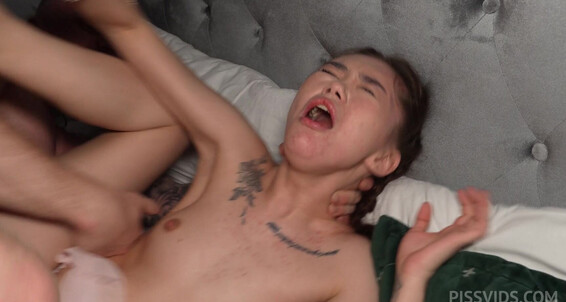 "Mix" Gonzo, All Sex, Hardcore, Teen Kwini Kim - This Hot Asian Teen Gets Multiple Orgasms SiteRip