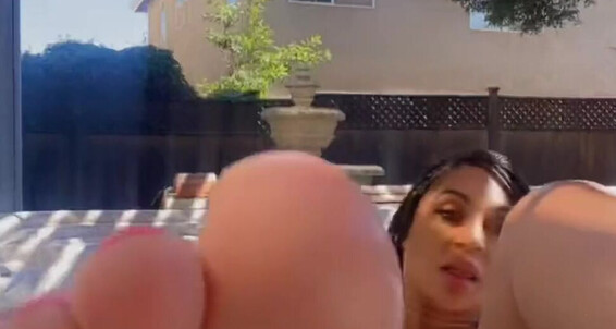 Toochmagoochbaby 2937708209 07 11 2023 I Gave My Neighbor A Show Today He Was Watching Me The Whole Time For
