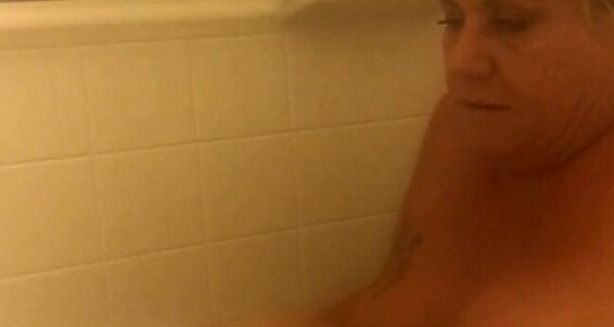 Xosashamonroe 2198577477 08 20 2021 Stream Started At 08202021 0421 Am Quiet Hot Bath Amp A Manicure