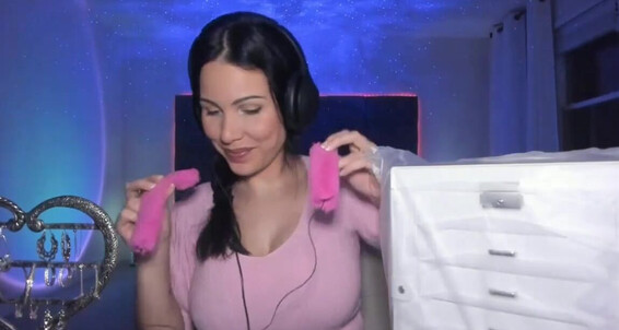 Missbella Onlyfans Stream Started At 12102022 0340