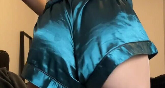 "Alexis Load" assshaking, asssmacking, silkandsatin, solofemale Satin Ass Show Off manyvids