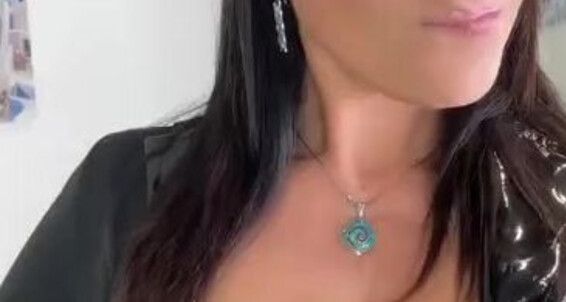 Thelmalouise2019 10 29 2024 Onlyfans Video Mercoledi Ore 2230 Live Qui Su Onlyfans Nn Mancare