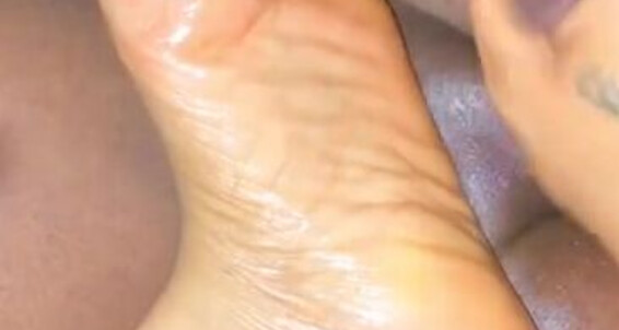 Atlfootjobqueen Aka Kilocakesole Onlyfans The Feeling Of Hard Dick Across My Wrinkled Soles Never Gets Old