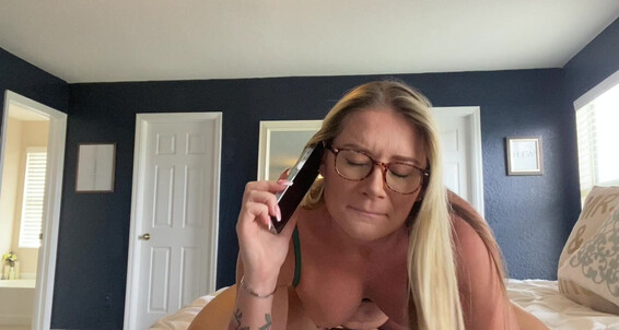 lauranvickers-milf-and-her-sons-friend-fuck-again Manyvids