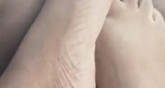 Empresscarmelita Nicknamed Empresscarmelita Onlyfans He Can T Get Enough Of My Feet I Made Him Cum 3 Times In 45 Minutes3