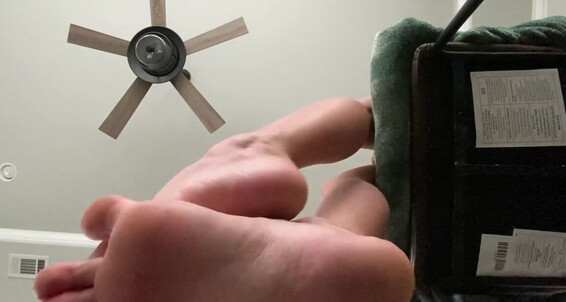 Brooke Jones Nicknamed Myposedtoesvip Onlyfans Cum Watch My Soles As I Dangle My Flip Flops Imagine Your Face Right Below My Chair Watching My Sol