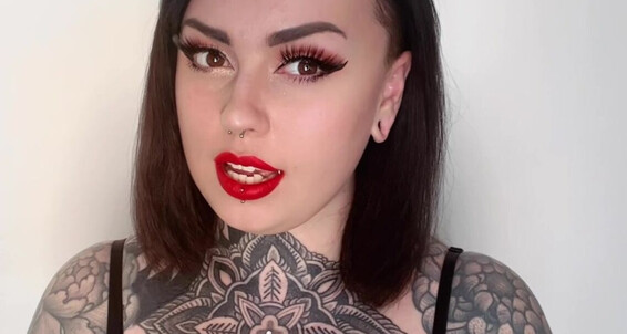 "MissValentina" cheat, cheating, femdom, femdompov, homewrecker Cheat on your Domme manyvids