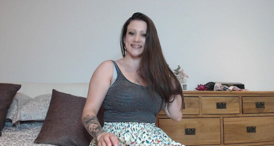 "SuzieLove212" british, fingering, high heels, milf, misused shoes fingering manyvids