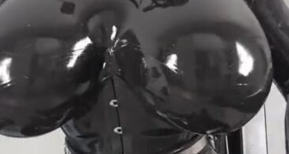 Emma Lee Nicknamed Rubberdollemma 11 29 2024 Onlyfans Video A Lovely And Hot Good Evening I Hope You All Have Fun With A Hot Woman