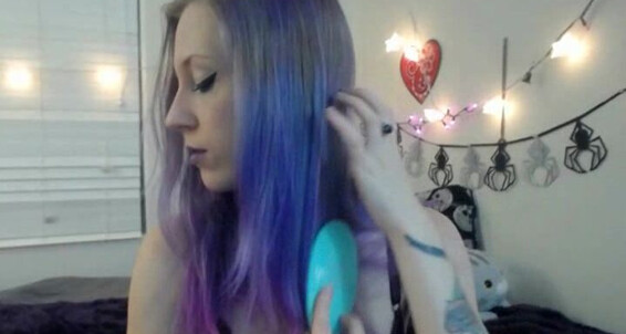 "VioletOctober" fetish, hair, hair brush, non-nude, solo female Brushing my hair Manyvids
