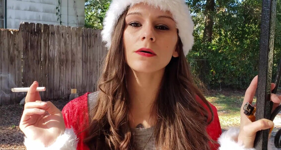 "Katy Faery" christmas, mouth fetish, outdoors, pov, smoking Holiday Smoke Break Manyvids