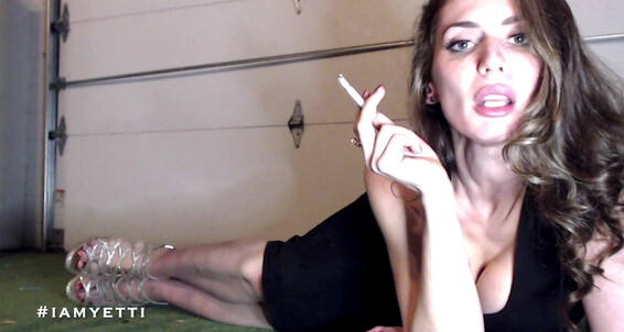 "Iamyetti" cei, foot slave training, pee, pet play, smoking PET PLAY Manyvids