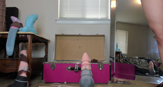 thejerilynn-27-03-2021-2066487932-private-chat-cumming-twice-on-nova-and-with-a-giant-wand-vibrator