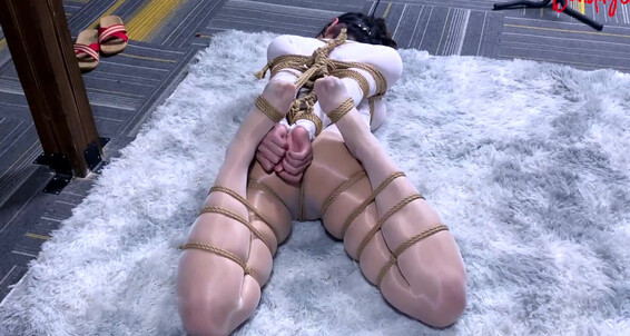 "bondagetea" bondage, foot fetish, pantyhose, pussy control, struggling Desire Rubbing On The Rope Manyvids