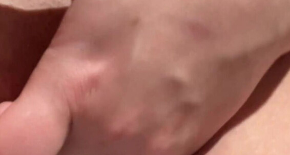 "Tiffanybabe01" masturbation, public nudity, teens (18+), public toilet, pussy play SHOPPING MALL BATHROOM PLAY XXX Manyvids