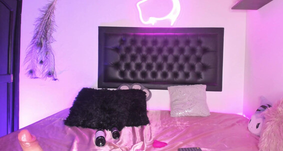 Melted Chocolate gets her tight ass pounded with dildos and orgasms