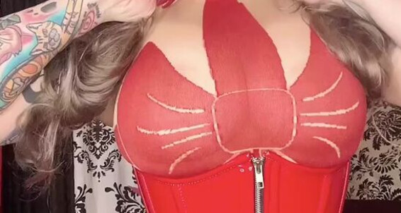 MissWhitney Morgan's Onlyfans Video: Watch Her Dominate and Blow Balloons for the Last Time!