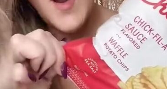 MissWhitney Morgan gets her feet worshipped & food fetish fulfilled in Onlyfans Video