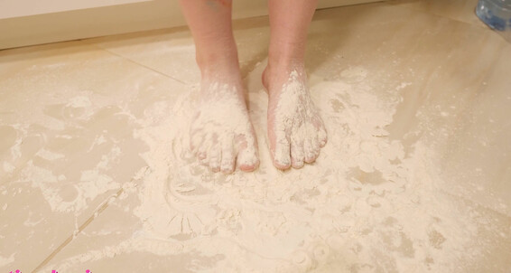 18 & 19 Yrs Old, Feet, Food Sploshing, Foot Fetish, Teens (18+) cutiecabani cute teen feet in flour ManyVids