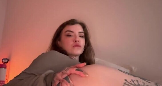 Eden Ivy's OnlyFans are in for a treat as she shows off her hot body in a hot video