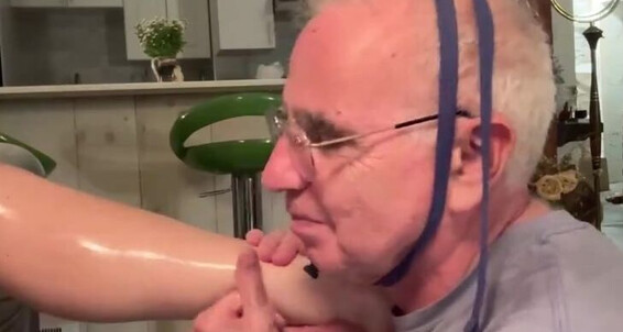 Eden Ivy's Onlyfans Foot Rub with her Pussy in front of My Face - Hardcore!