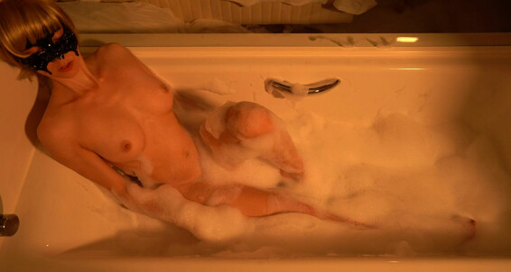 ana-lingus-01-06-2020-384248931-here-is-the-second-video-we-made-in-the-hotel.-me-having-fun-in-the-bath-tub.-was-so-fun-a