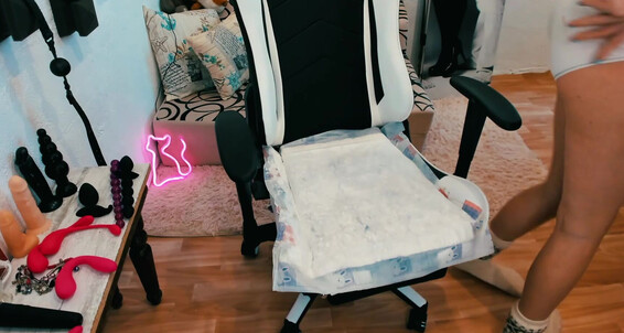 Anal Queen Mona's Dirty Talk: Preparing for a Wild Solo Play with Toys and Talk