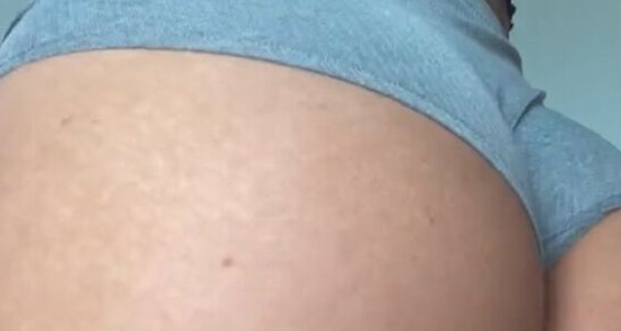 Tattedlix is a hot amateur who loves to show off her curves in a private show