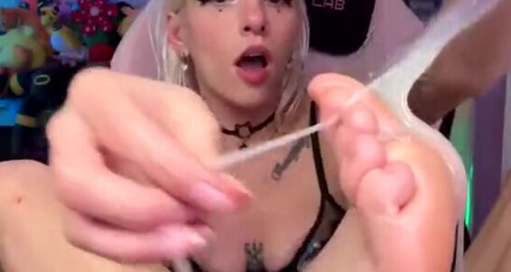 Sydthesinister Nicknamed Sydthesinister 11 19 2025 - Onlyfans Exclusive Foot Fetish Session