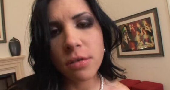 Get ready to be seduced by the mix of sex and seed in Need For Seed 4_1