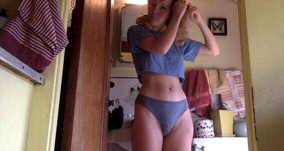 Desperation, Kink, Panty Fetish, Pee, Wet & Messy peeing-in-my-underwear-desperation ManyVids