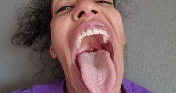 GoldenLace's Morning Puffy Face and Stinky Breath - Morning Fetish