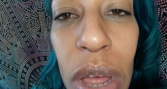 GoldenLace goes wild on Manyvids' tongue and lips in hot POV kissing and licking