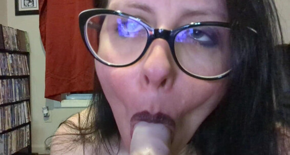 Morgana Laveau's assfetish will make you forget about November Ruined Manyvids