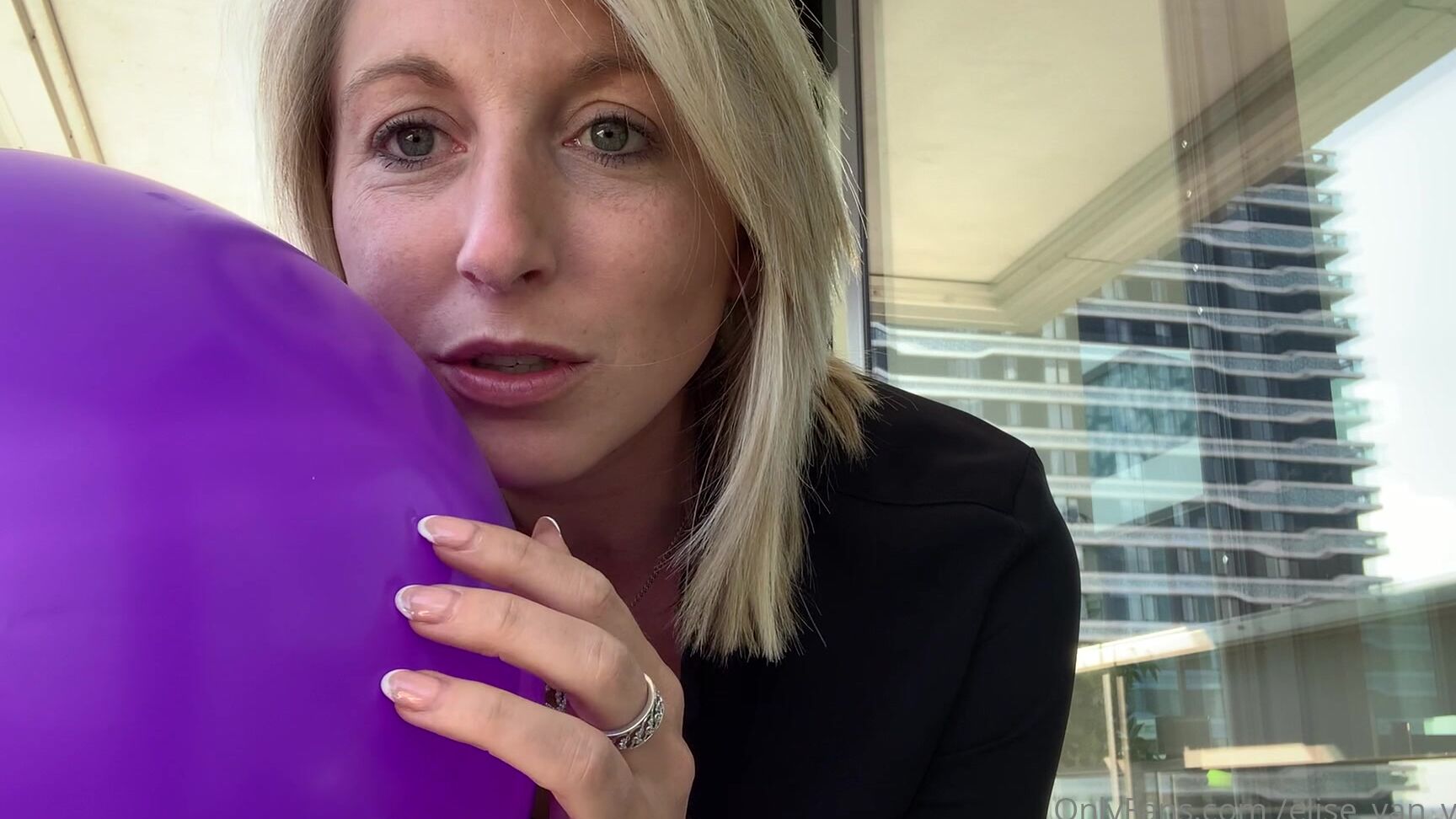 Elise Van Vlaanderen Little Surprise Voor Enkelen Heel Geduldige Mensen ...