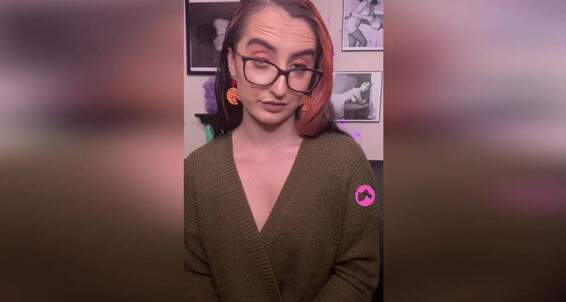 Mommy Roleplay, Caught, Taboo, POV mom finds your pics of her ManyVids
