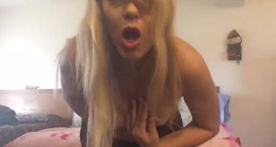 Wolfdaddy Flirty Blonde Teases Your Cock