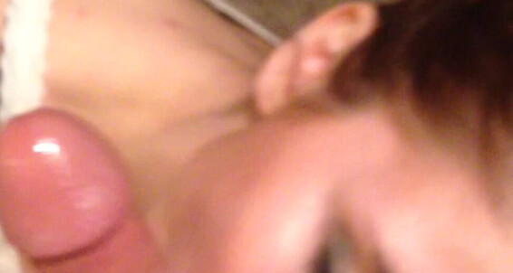 Le Lea Giving Daughter A Facial