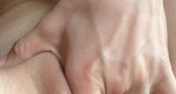 Le Lea Upclose Pussy Squirt