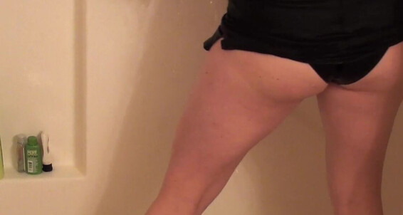 Bra & Panties, Miniskirts, Non-Nude, Panty Fetish, Shower maggie green showering in clothes ManyVids