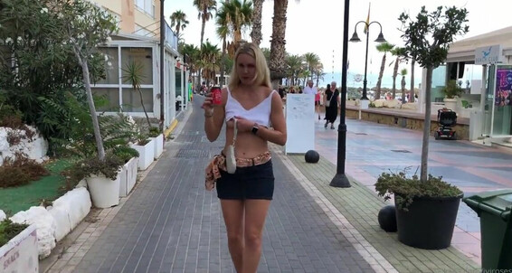 Iviroses Exclusive In My Onlyfans Flashing In Public With Underboo