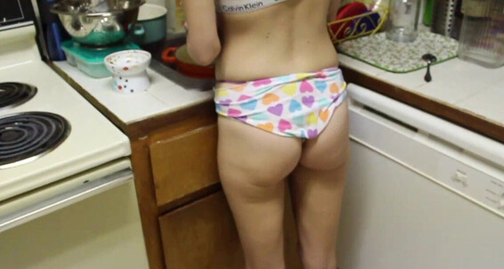 Lexi Dollface Roommate Hanging Wedgie
