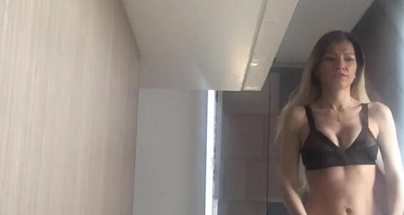 Caligirlxx Have Fun With The Mirror